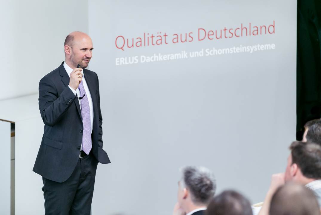 PM_ERLUS_Forum_Bild_3